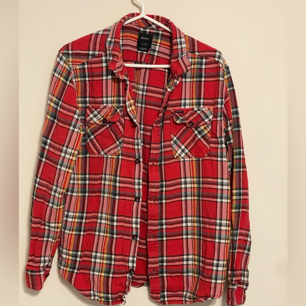 RVCA button down. Mens XL fits like a Large